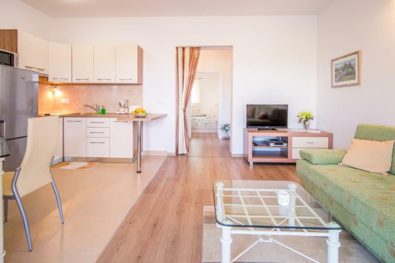 Dujmovic Apartment Malinska